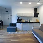 Tweety Cracow House In The Old Town Apartment